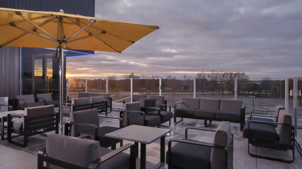 TOPGOLF LOUISVILLE ROOFTOP TERRACE 