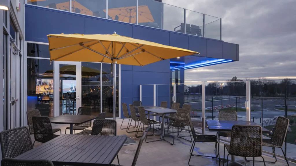 TOPGOLF LOUISVILLE VERANDA