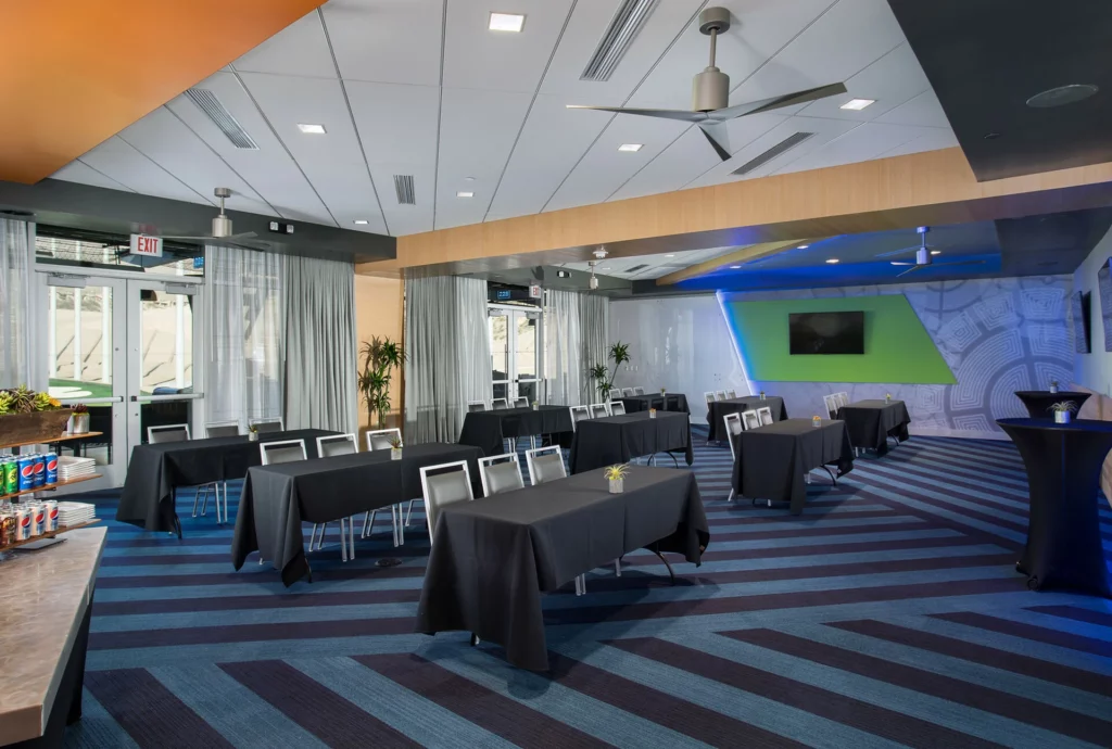 TOPGOLF GLASGOW SIGNATURE ROOM